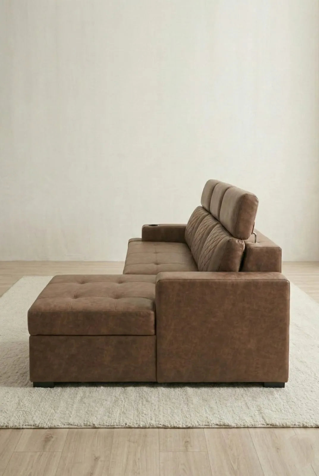 Retro Sofa Cum Bed – Convertible Comfort for Modern Living